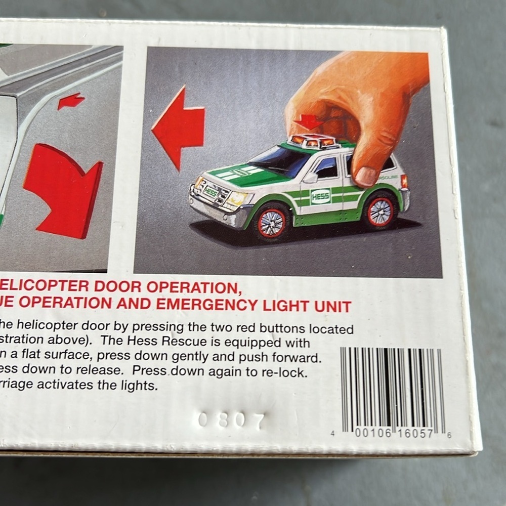 Hess Helicopter and Rescue Toy Set - Green and White - Picture 5 of 5